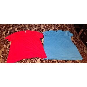 2 Canvas Women's Large T-shirts Red & Blue